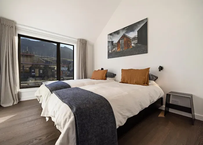 Mt Cardrona Station Resort *